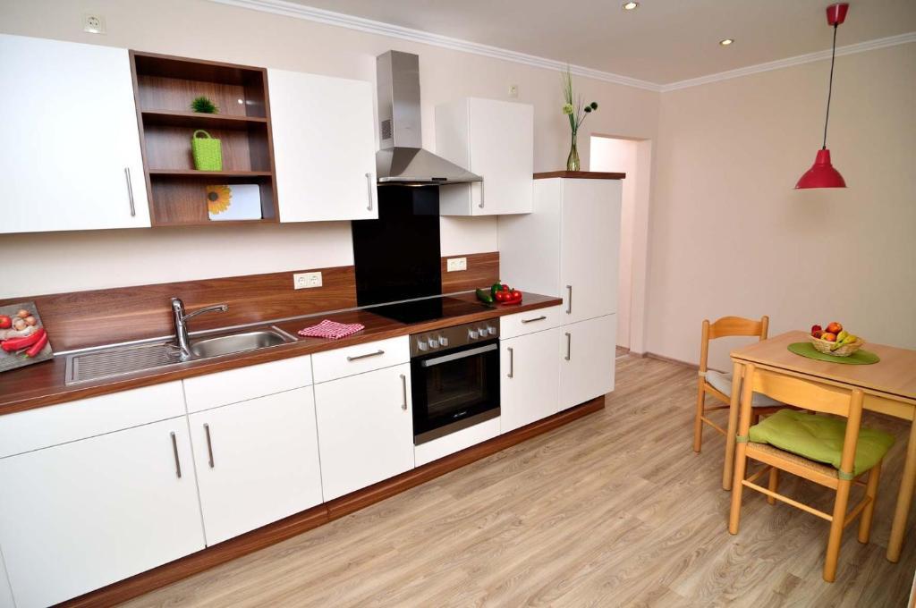 Pension / Ferienwohnungen Scheid Kestert 部屋 写真